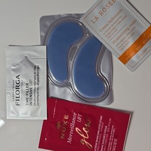 *Free with any makeup / skincare purchase over $60*